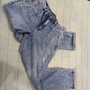Womens American eagle mom jeans